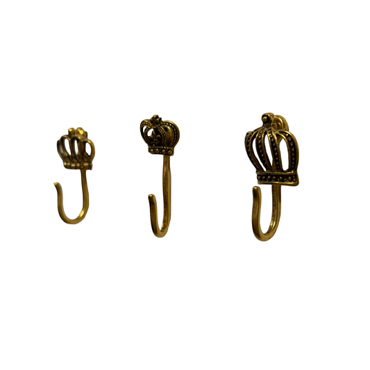 Crown Push Pin Hooks, Small Metal Wall Hooks with Push Pins for Keys, Jewelry, Pictures, Mini Hooks for Bulletin Boards, Set of 3